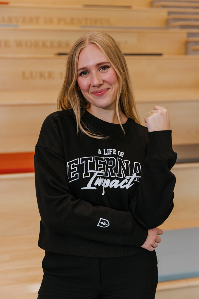 Women's Cropped Sweatshirt - Black
